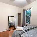 Stay Portland Collection - Enchanting Old Portland Home - 92 Walkscore